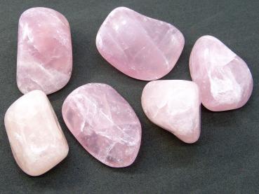 Rosenquarz Madagaskar Trommelstein
